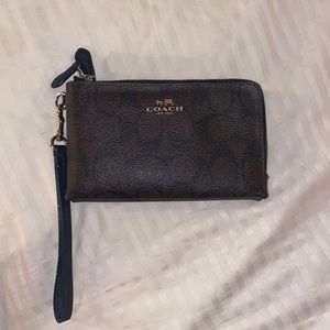 Perfect condition classic coach wristlet